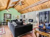 House 2522723138