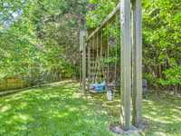 House 2522723183