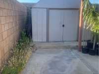House 2524438393