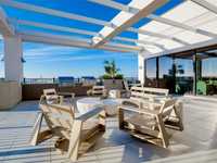 House 2526351002