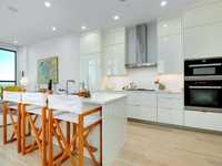 House 2526350882