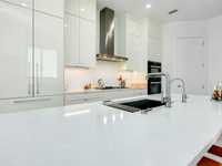 House 2526350890