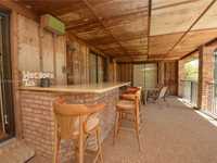 House 2526925851