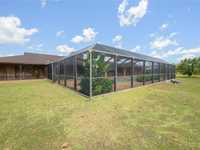 House 2526925872