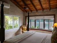 House 3020701495