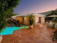 House 3020701415