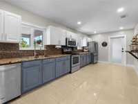 House 2544796360
