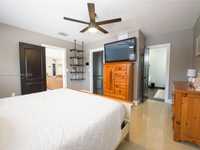 House 2544796364