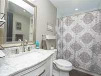 House 2544796372