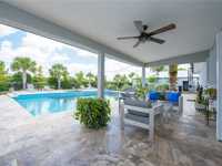 House 2544796325