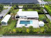 House 2544796501