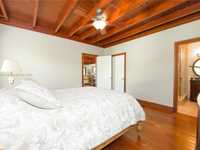 House 2554979361