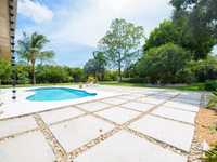 House 2554979389