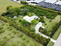 House 2554979464