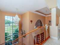 House 3031248042