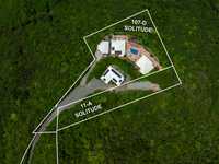 House 2559092890