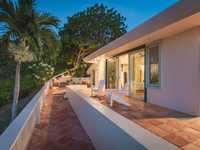 House 2559093268