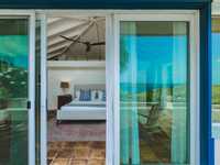 House 2559093307