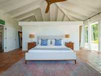House 2559093308