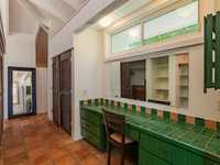 House 2559093362