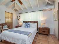 House 2559093602