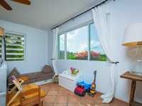House 2559093686