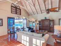 House 2990830808