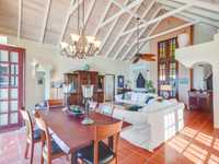 House 2990830815