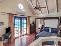 House 2990830865