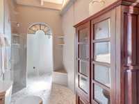 House 2990830915