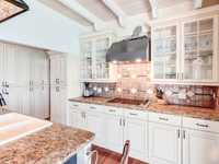 House 2990830768