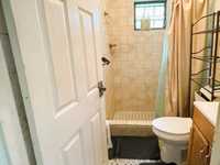 House 2562563708