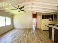 House 2562563575