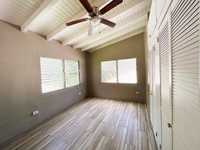 House 2562563640