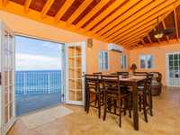 House 2564622077