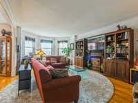 House 2564200684