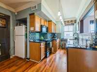 House 2564200693