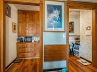 House 2564200697