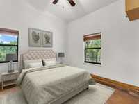 House 2570537567