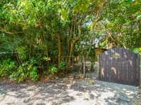 House 2570537577