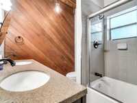 House 2570537600
