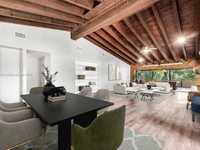 House 2570537534