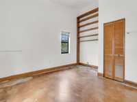 House 2570537645