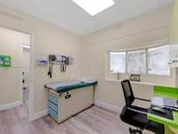 House 2579590885
