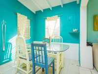 House 2573945818