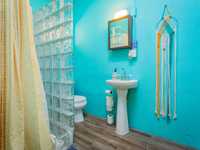 House 2573945841