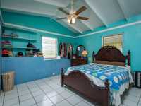 House 2573945893