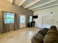 House 2575963512