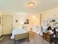 House 2577011238