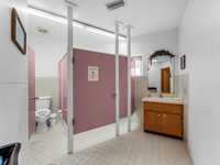 House 2583819885